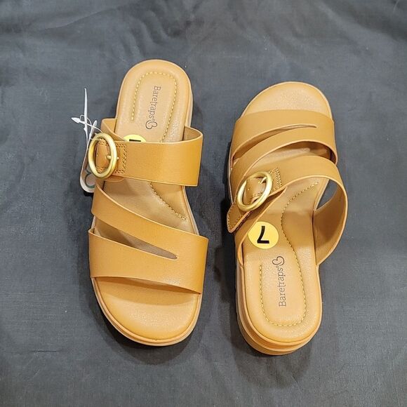 BRAND NEW BARESTRAPS ADJUSTABLE BUCKLE DOUBLE STRAP OPEN TOE SANDAL - Picture 3 of 15
